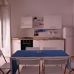Naxos House * גיארדיני נאקסוס