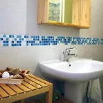 Naxos House גיארדיני נאקסוס